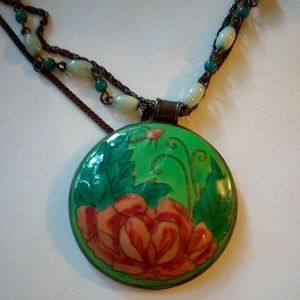 Floral Pendant Necklace